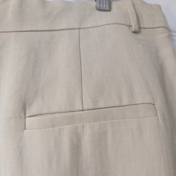 NEW COS | Relaxed Linen-Blend Wide-Leg Trousers in Beige - Picture 8 of 14